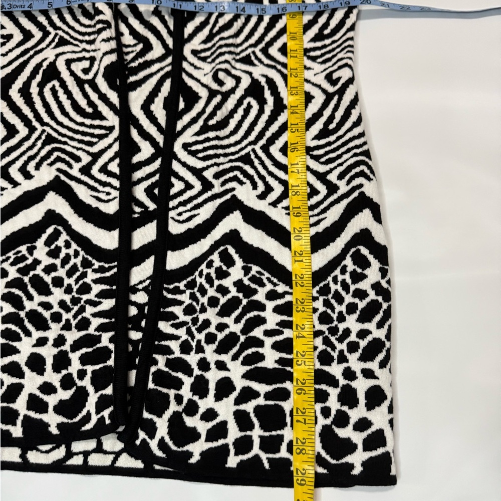 Chico's Mixed Animal Print Longline Open Front Sweater Vest in size large (2) - Picture 6 of 8